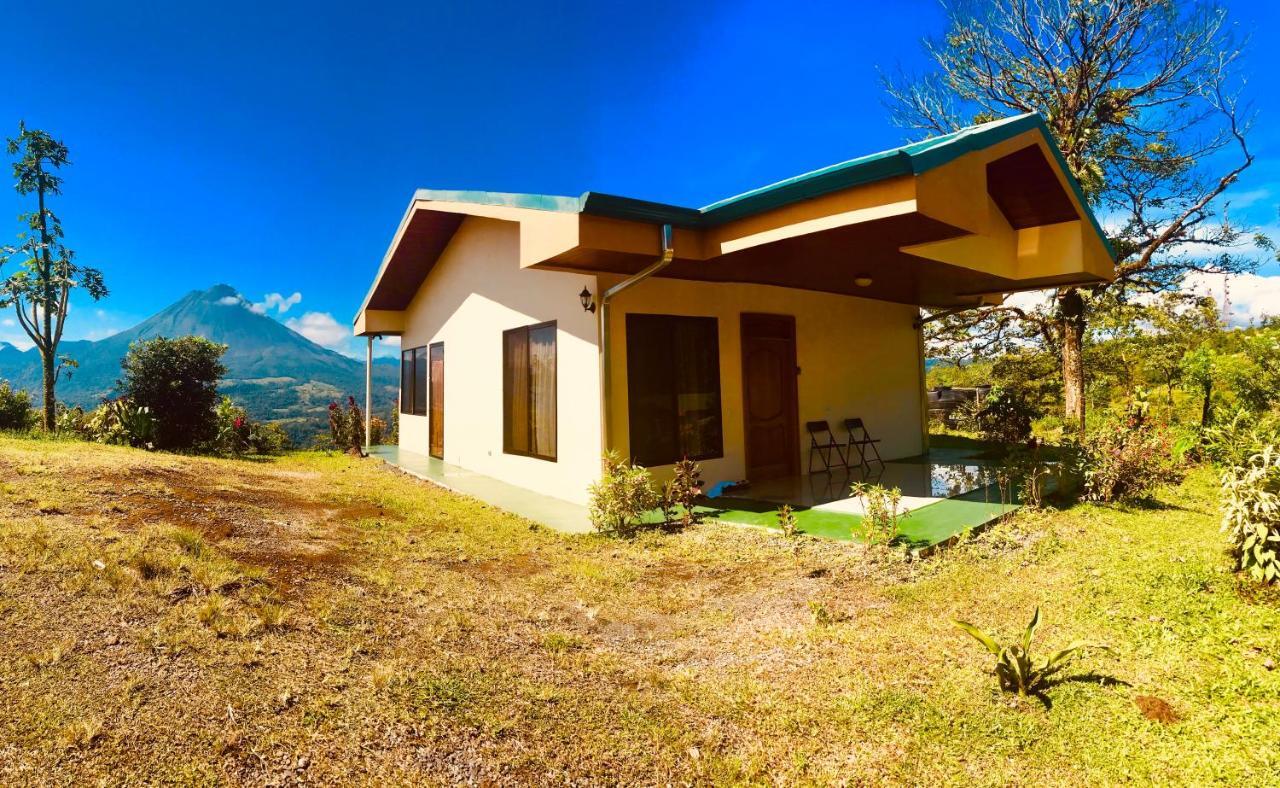 Las Pavitas Cottages La Fortuna Bagian luar foto